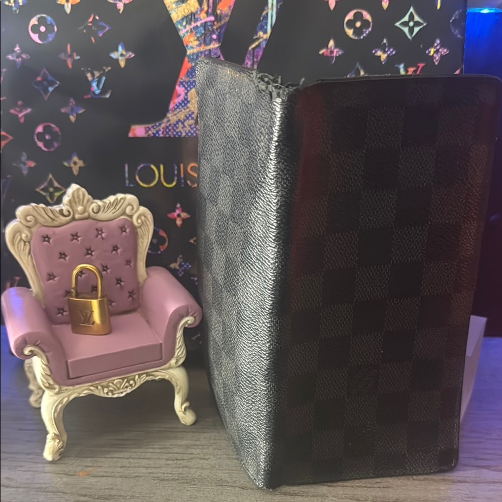 Louis Vuitton graphite long bifold wallet - Picture 10 of 10